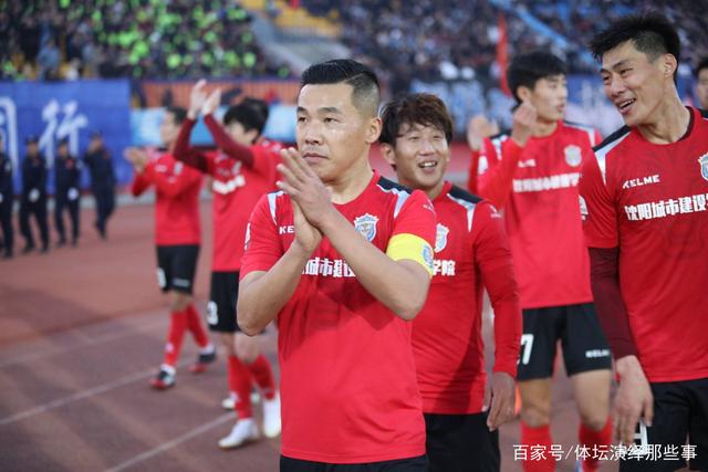 杰明首度亮相纽约时装周：期待交友与获取新装